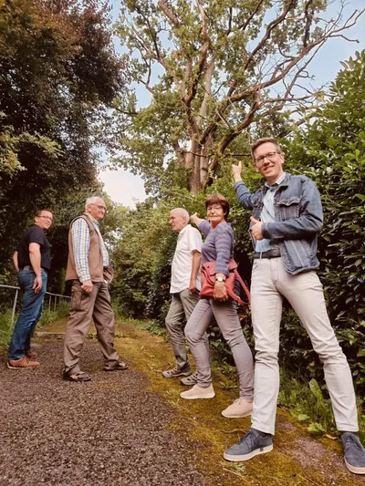 SPD und NABU: Die Eiche am Schmittenloch muss bleiben